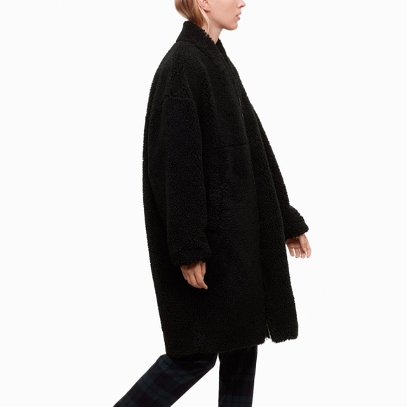 Aritzia Jackets & Blazers - NWOT Aritzia Golden TNA Pellegrin Teddy Jacket